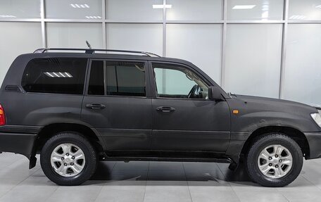 Toyota Land Cruiser 100 рестайлинг 2, 2001 год, 950 000 рублей, 5 фотография