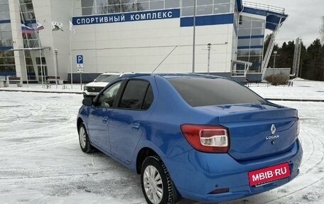 Renault Logan II, 2017 год, 700 000 рублей, 8 фотография