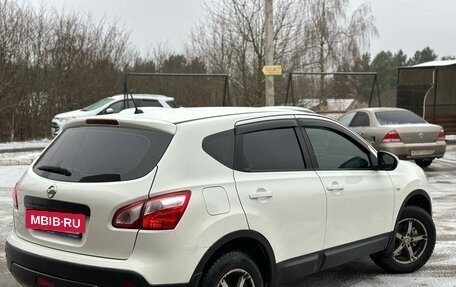 Nissan Qashqai, 2011 год, 1 050 000 рублей, 4 фотография