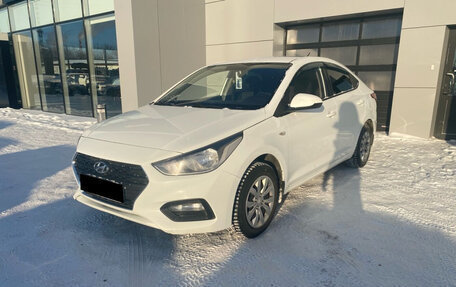 Hyundai Solaris II рестайлинг, 2019 год, 1 129 000 рублей, 1 фотография