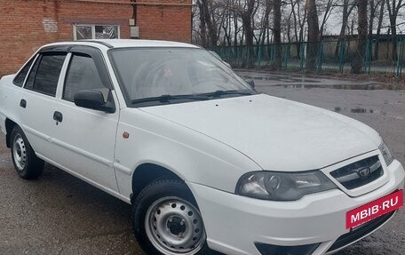 Daewoo Nexia I рестайлинг, 2012 год, 360 000 рублей, 3 фотография