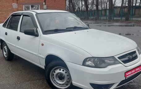 Daewoo Nexia I рестайлинг, 2012 год, 360 000 рублей, 2 фотография