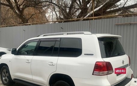 Toyota Land Cruiser 200, 2011 год, 3 400 000 рублей, 6 фотография