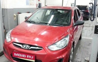 Hyundai Solaris II рестайлинг, 2012 год, 835 000 рублей, 1 фотография