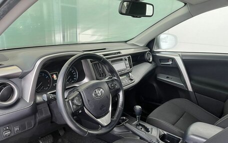 Toyota RAV4, 2019 год, 2 890 000 рублей, 20 фотография