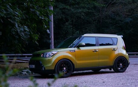 KIA Soul II рестайлинг, 2015 год, 1 530 000 рублей, 1 фотография