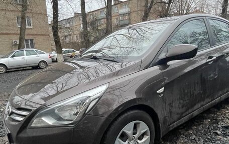 Hyundai Solaris II рестайлинг, 2014 год, 1 090 000 рублей, 10 фотография