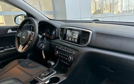 KIA Sportage IV рестайлинг, 2019 год, 2 100 000 рублей, 10 фотография