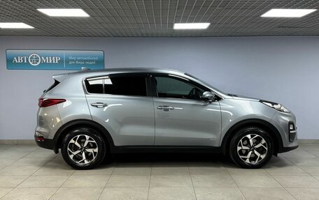 KIA Sportage IV рестайлинг, 2018 год, 2 199 000 рублей, 8 фотография