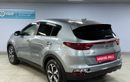 KIA Sportage IV рестайлинг, 2018 год, 2 199 000 рублей, 5 фотография