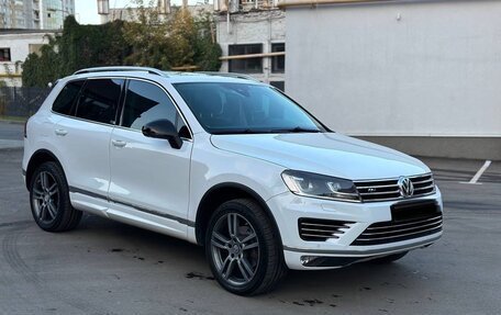 Volkswagen Touareg III, 2018 год, 3 450 000 рублей, 1 фотография