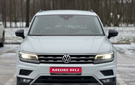 Volkswagen Tiguan II, 2020 год, 3 180 000 рублей, 9 фотография