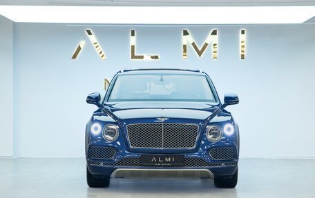 Bentley Bentayga I, 2017 год, 12 900 000 рублей, 3 фотография