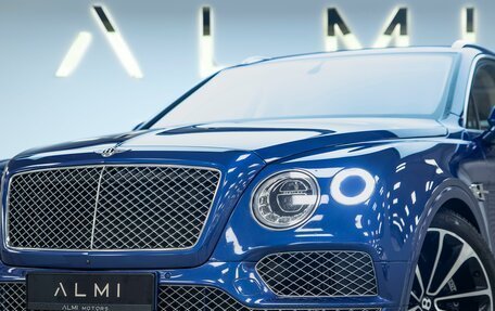 Bentley Bentayga I, 2017 год, 12 900 000 рублей, 12 фотография