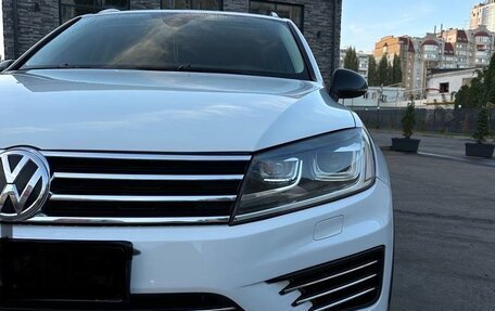 Volkswagen Touareg III, 2018 год, 3 450 000 рублей, 9 фотография