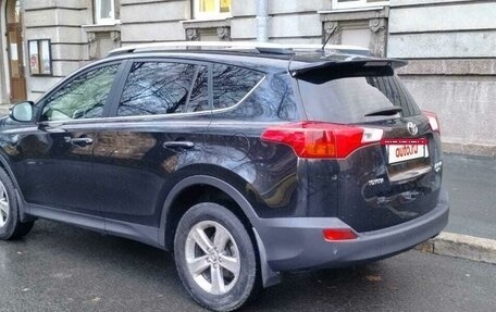 Toyota RAV4, 2015 год, 2 080 000 рублей, 6 фотография