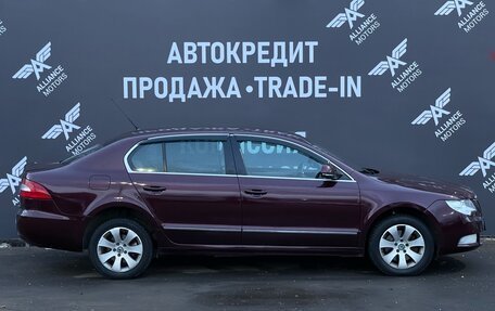 Skoda Superb III рестайлинг, 2009 год, 885 000 рублей, 5 фотография