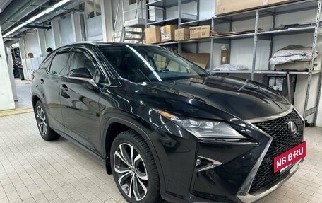 Lexus RX IV рестайлинг, 2019 год, 3 997 000 рублей, 7 фотография