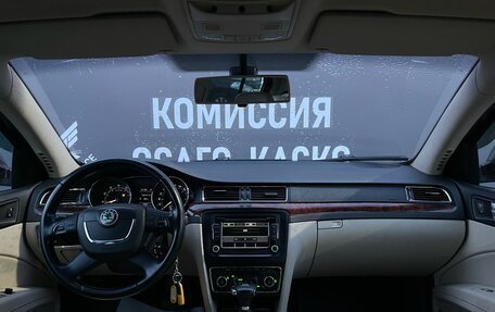 Skoda Superb III рестайлинг, 2009 год, 885 000 рублей, 18 фотография