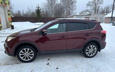 Toyota RAV4, 2017 год, 3 150 000 рублей, 2 фотография