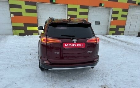 Toyota RAV4, 2017 год, 3 150 000 рублей, 3 фотография