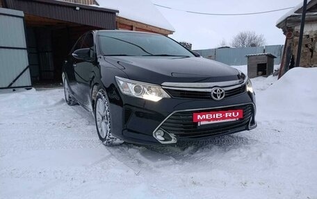 Toyota Camry, 2015 год, 2 350 000 рублей, 3 фотография