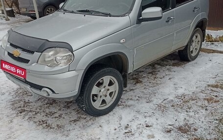 Chevrolet Niva I рестайлинг, 2015 год, 600 000 рублей, 7 фотография