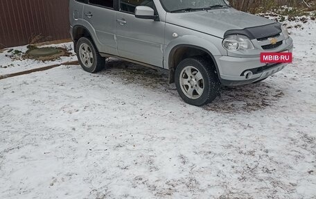 Chevrolet Niva I рестайлинг, 2015 год, 600 000 рублей, 6 фотография