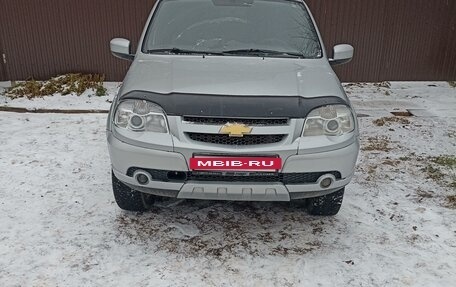 Chevrolet Niva I рестайлинг, 2015 год, 600 000 рублей, 5 фотография