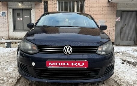 Volkswagen Polo VI (EU Market), 2014 год, 645 000 рублей, 2 фотография