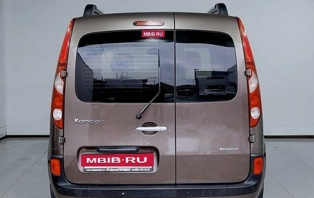 Renault Kangoo II рестайлинг, 2013 год, 970 000 рублей, 3 фотография