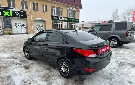 Hyundai Solaris II рестайлинг, 2015 год, 1 300 000 рублей, 5 фотография