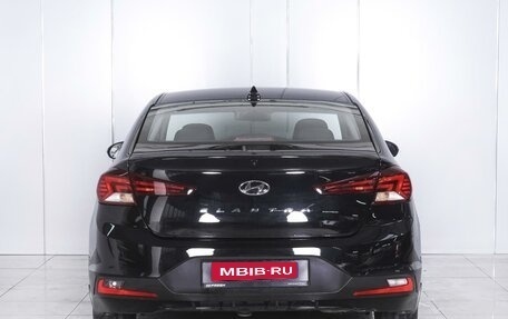 Hyundai Elantra VI рестайлинг, 2019 год, 1 999 000 рублей, 4 фотография