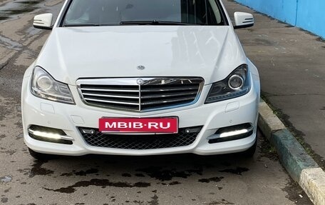 Mercedes-Benz C-Класс, 2013 год, 1 200 000 рублей, 1 фотография