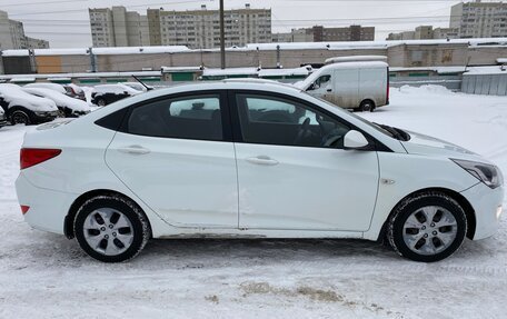 Hyundai Solaris II рестайлинг, 2016 год, 760 000 рублей, 3 фотография