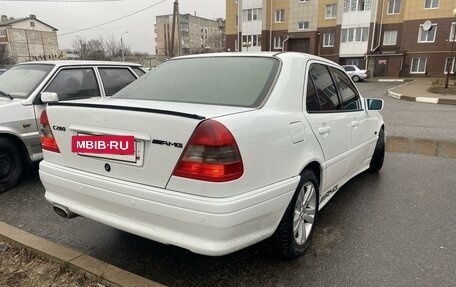 Mercedes-Benz C-Класс, 1998 год, 575 000 рублей, 3 фотография