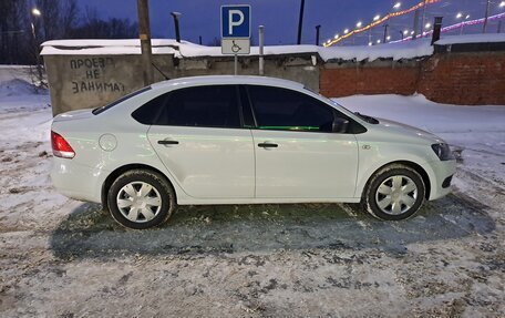 Volkswagen Polo VI (EU Market), 2015 год, 980 000 рублей, 6 фотография