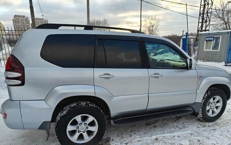 Toyota Land Cruiser Prado 120 рестайлинг, 2006 год, 1 900 000 рублей, 17 фотография