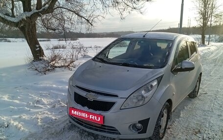 Chevrolet Spark III, 2013 год, 620 000 рублей, 3 фотография