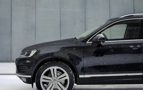 Volkswagen Touareg III, 2016 год, 2 490 000 рублей, 11 фотография