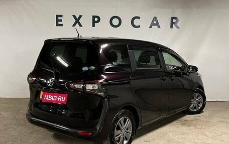 Toyota Sienta II, 2018 год, 1 460 000 рублей, 4 фотография