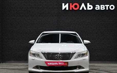 Toyota Camry, 2012 год, 2 000 000 рублей, 2 фотография