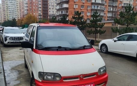 Nissan Serena I, 1999 год, 250 000 рублей, 2 фотография