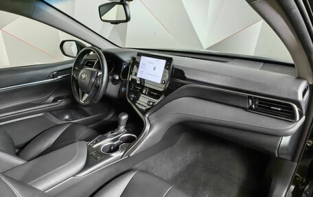 Toyota Camry, 2021 год, 2 785 000 рублей, 9 фотография