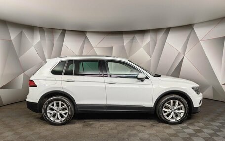 Volkswagen Tiguan II, 2020 год, 3 098 000 рублей, 6 фотография