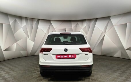 Volkswagen Tiguan II, 2020 год, 3 098 000 рублей, 8 фотография