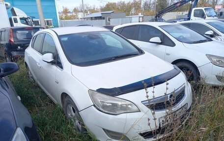 Opel Astra J, 2011 год, 420 000 рублей, 3 фотография