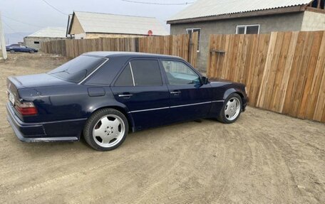 Mercedes-Benz W124, 1992 год, 1 000 000 рублей, 5 фотография