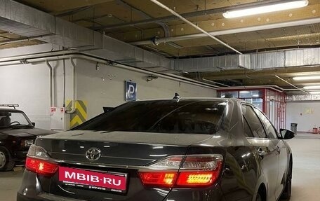 Toyota Camry, 2018 год, 2 550 000 рублей, 2 фотография