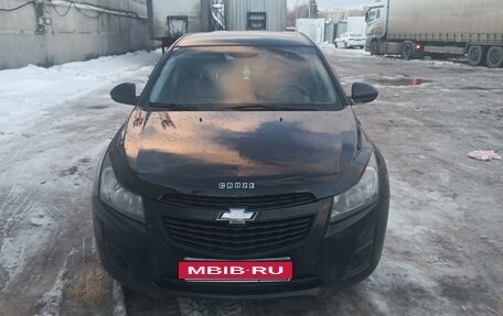 Chevrolet Cruze II, 2013 год, 580 000 рублей, 3 фотография